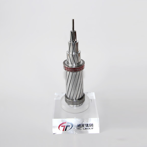 Stress transferring type strong steel core soft aluminum wire strand 